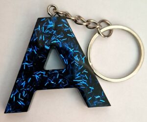 Porte clé A bleu et noir