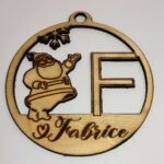 Boule de Noël Père Noel Initiale – Personnalisable